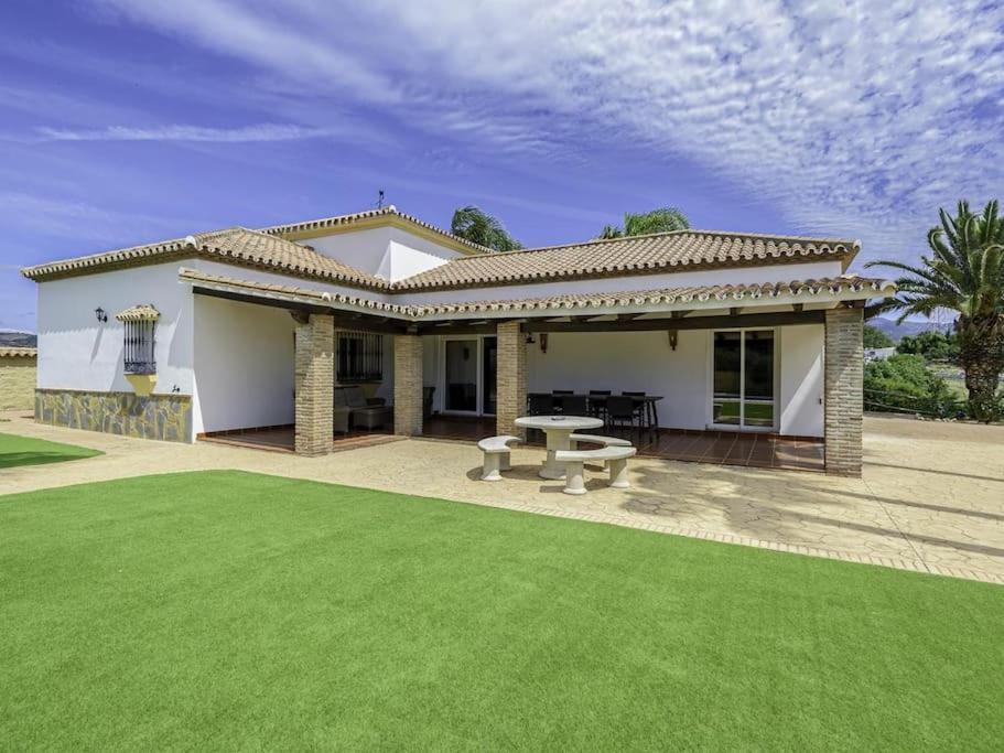 Villa Alcam El Cortijo Estepona Esterno foto