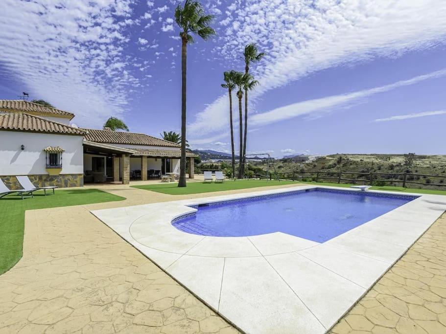 Villa Alcam El Cortijo Estepona Esterno foto